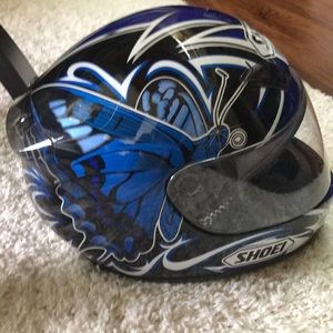 Woman’s SHOEI Size x-small Full Face helmet